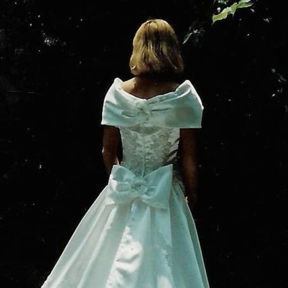 BEAUTIFUL VINTAGE MORI LEE WEDDING DRESS - Picture 4 of 8